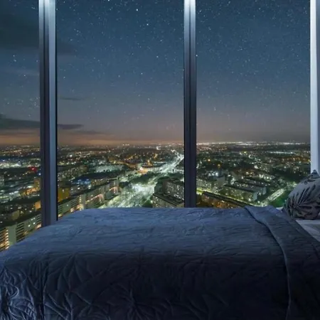 Hanza Tower With Bathtub 15th To 26th Floor & Pool Jacusi Szczecin